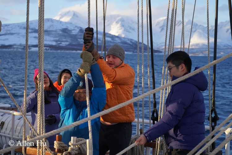 挪威北部冬季帆船包船-扬帆圆梦，航海北极 (11).JPG